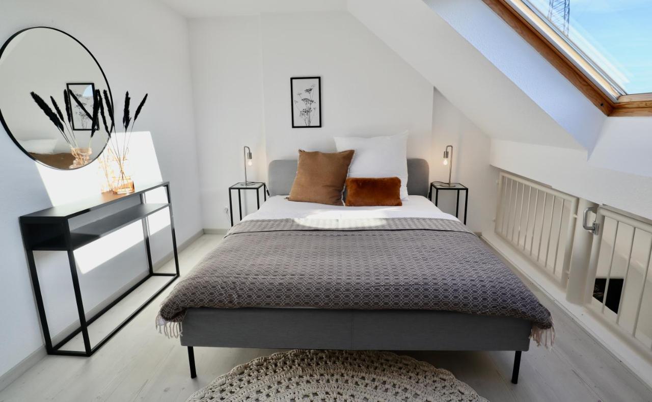 Gallery Apartment: Maisonette + Free Parking + Netflix Essen Exteriör bild