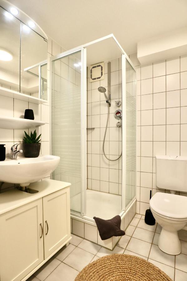 Gallery Apartment: Maisonette + Free Parking + Netflix Essen Exteriör bild